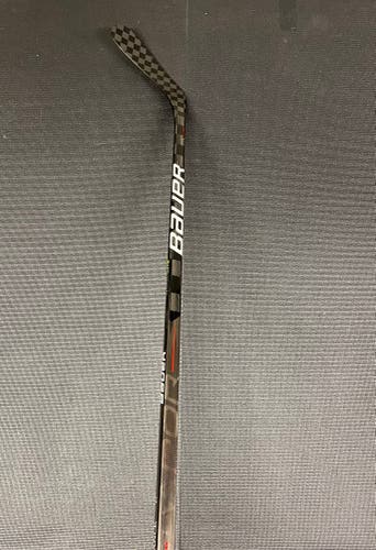 Bauer Vapor Hyperlite P92 87 Flex LH Pro Stock Hockey Stick