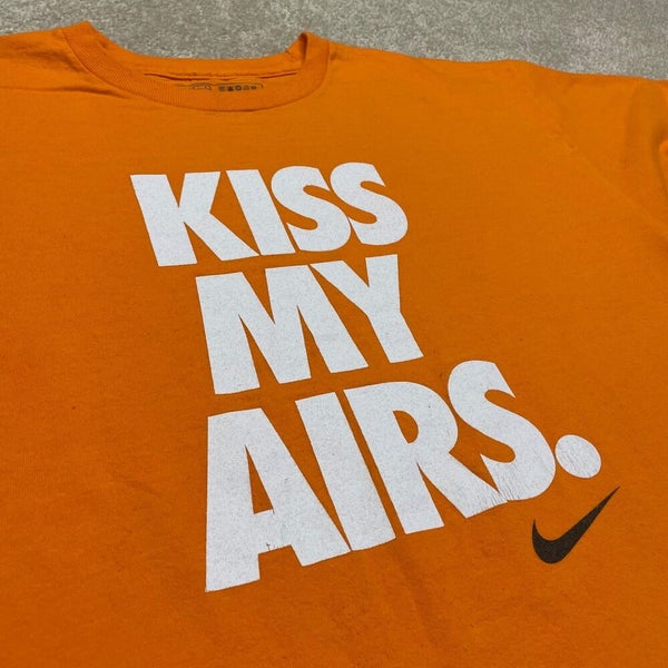 eetpatroon thermometer Oneerlijkheid Nike Air T Shirt Men Medium Adult Orange Swoosh Logo Sneaker Workout Active  Gym | SidelineSwap