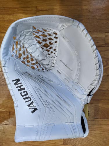 Vaughn SLR3 Pro Carbon senior Goalie Catch Glove White one-piece cuff USA made