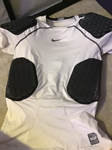 Adult Medium Nike nike pro combat