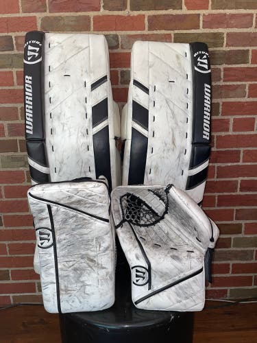 Used 33" Regular Goalie Full Set