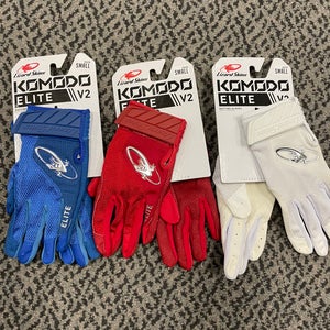 Lizard Skins 3-PACK Komodo Elite Pairs of youth small batting gloves