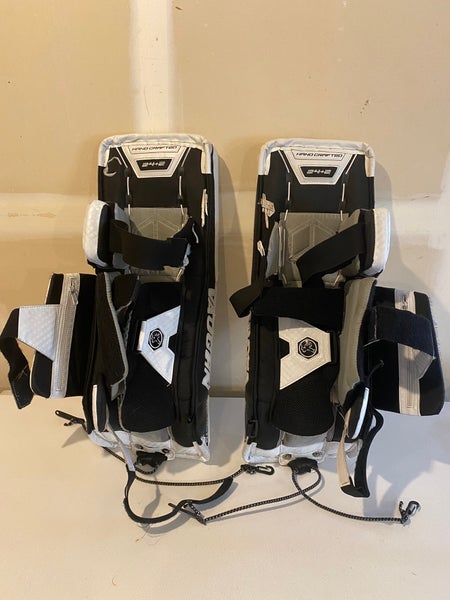 24" Vaughn Velocity V9 Goalie Leg Pads