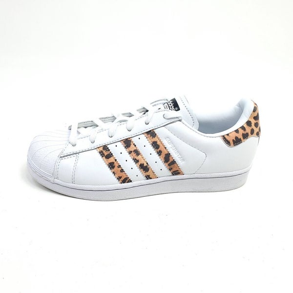 escocés Tratar Betsy Trotwood Adidas Originals Superstar Shoes Women Cheetah Print Leopard White CQ2514  Size 7 | SidelineSwap
