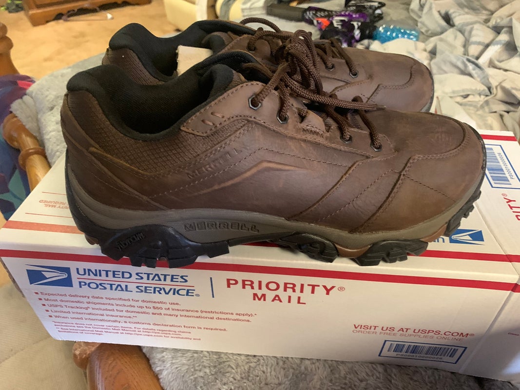 Merrell moab2 mens hiking boots/shoes size 10w new never worn