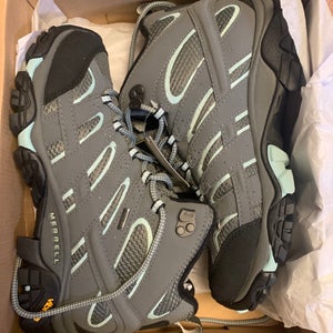 Merrell Moab MID GTX Womans size 10.5w brand new in box