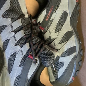 Merrell alverstone waterproof hiking shoes mens size 7w brand new