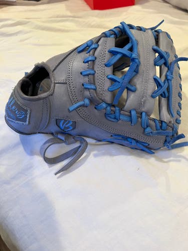 Brand new first baseman’s glove