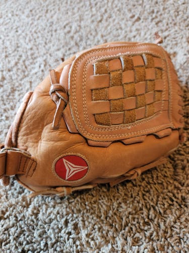 NICE Regent R/H Throw Doug Decinces Signature Series Baseball Glove 11.5" REAL LEATHER