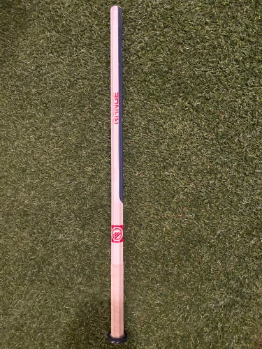 Maverik Range Lacrosse Attack & Midfield Shaft **CHECK DESCRIPTION**