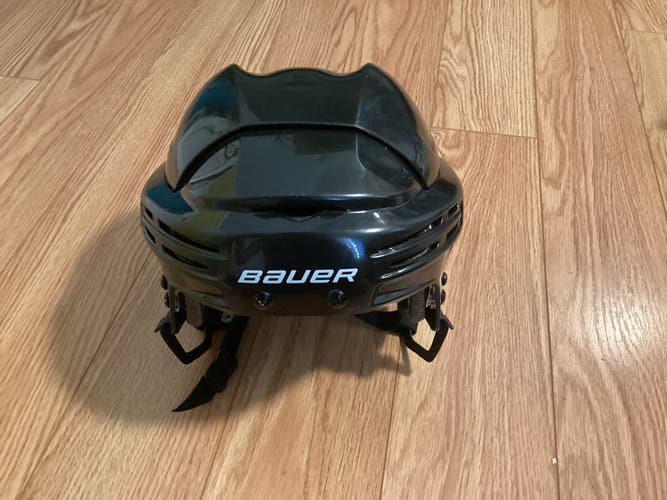 Used Large Bauer  7500 Helmet