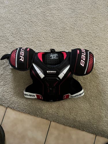 Junior Large Bauer NSX Shoulder Pads
