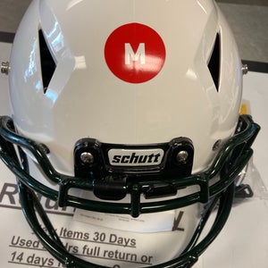 New Medium Schutt Vengeance A11 Helmet