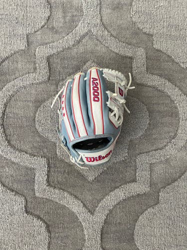 *RARE* Wilson Chicago Exclusive