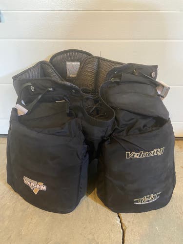 Senior Large Vaughn  V3 7500 Hockey Goalie Pants