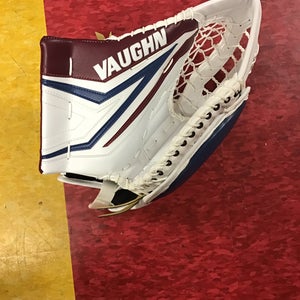New Colorado Avalanche Pro Stock Vaughn SLR 3 Glove Regular Kuemper