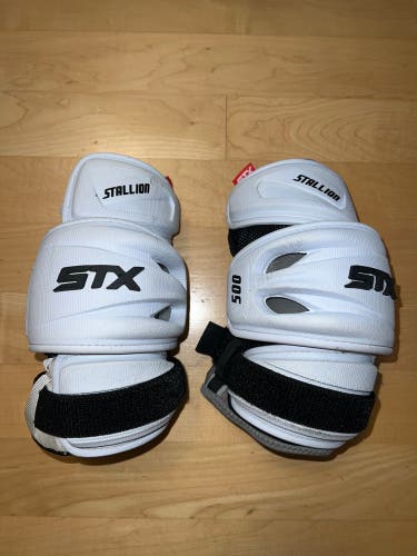 Used Large STX Stallion 500 Arm Pads