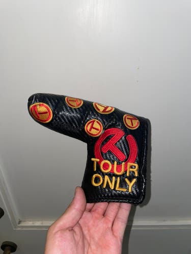 Scotty Cameron Circle T putter headcover