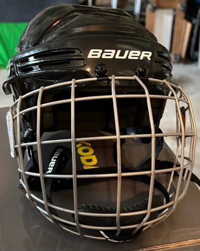 Used Youth Bauer True Vision I Helmet