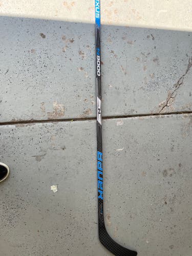 Senior Right Handed P92  Nexus 9000 Hockey Stick