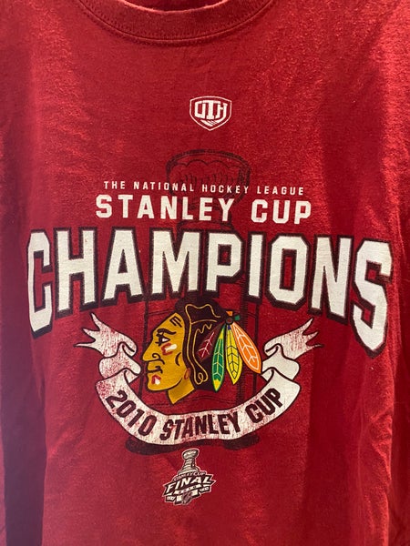 2015 Stanley Cup Champions Chicago Blackhawks NHL Hockey Team Large Red  T-shirt