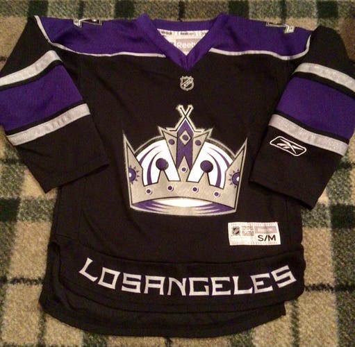 Los Angeles LA Kings vintage youth S/M hockey jersey sweater