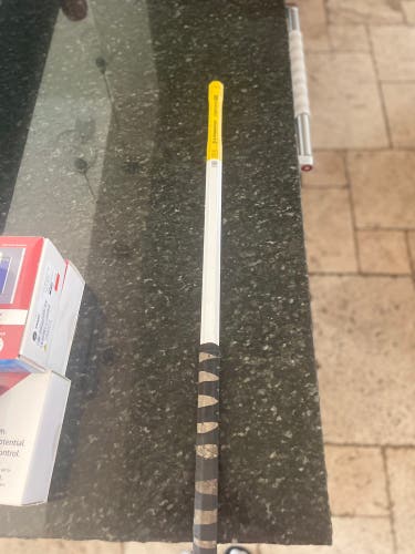 Used StringKing Composite Pro Faceoff Shaft