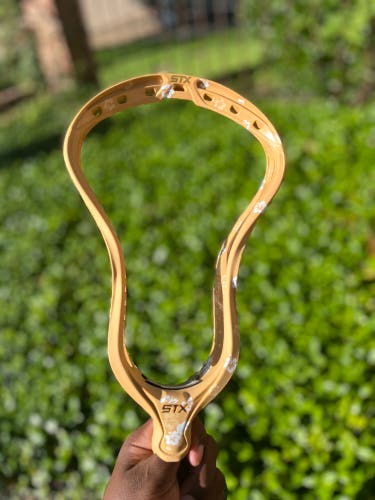 *DYED* BNWT STX Stallion 900
