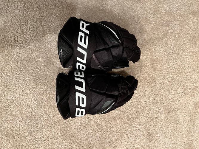 Bauer 13" Vapor 2X Pro Gloves