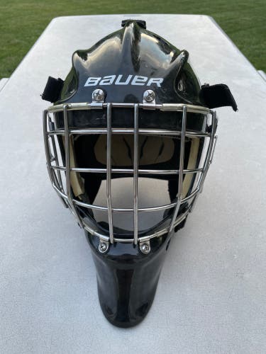 Used Bauer  Profile 960XPM Goalie Mask Size M/L