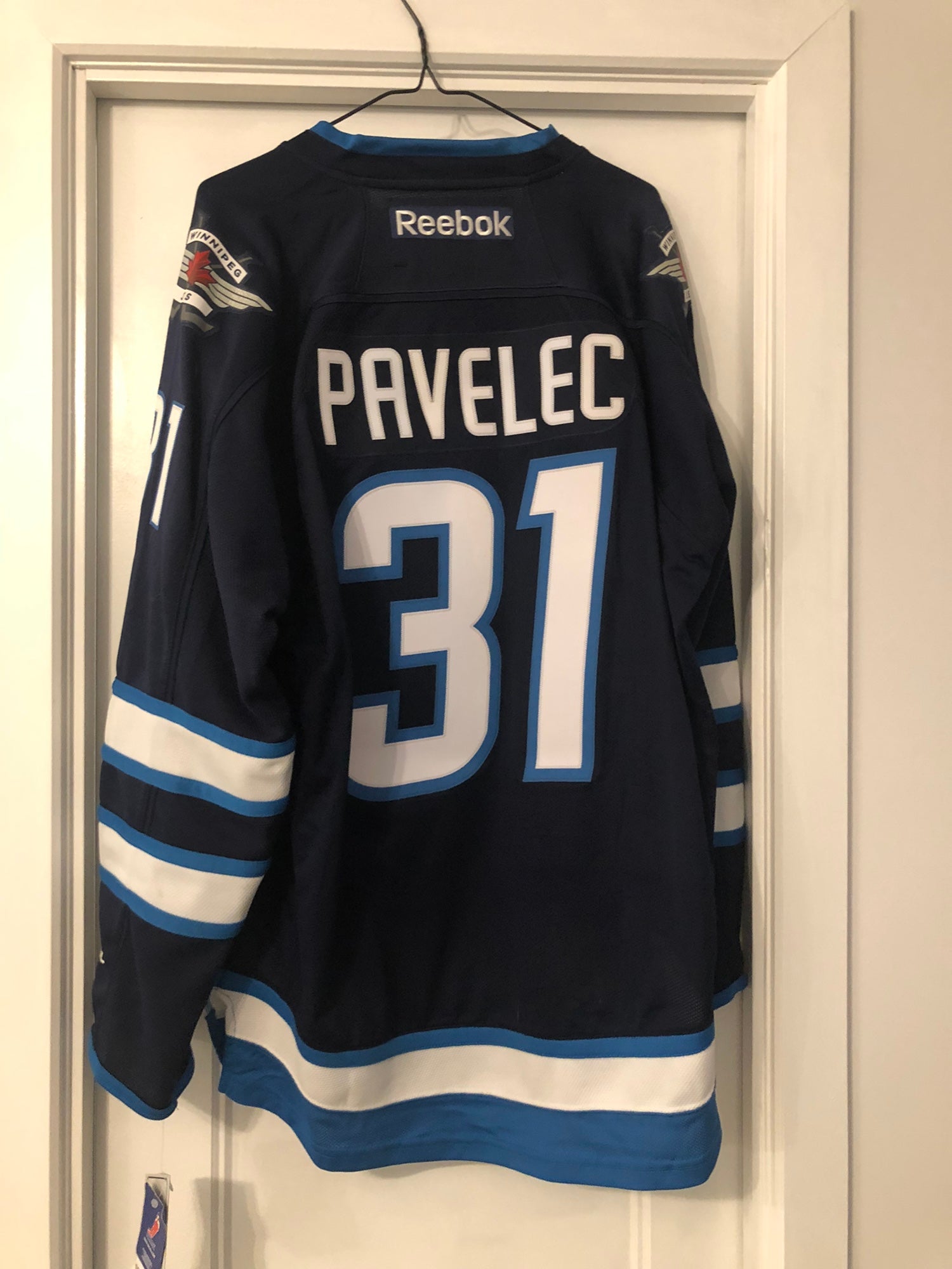 Winnipeg Jets #31 Ondrej Pavelec Reebok Jersey size Large still has tags