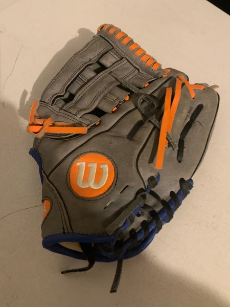 Used Wilson Right Hand Throw Infield A450 Baseball Glove 11"