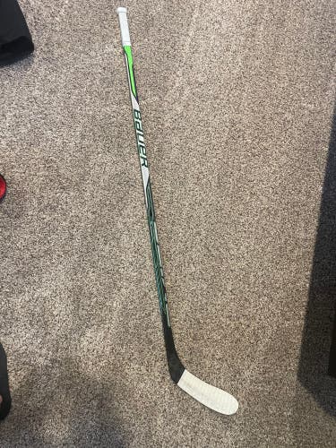 Senior Left Hand P28 Sling Hockey Stick