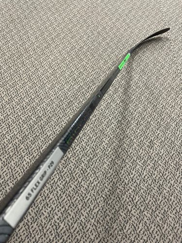 CCM Trigger 6 Pro 65 flex P29 curve left hand stick