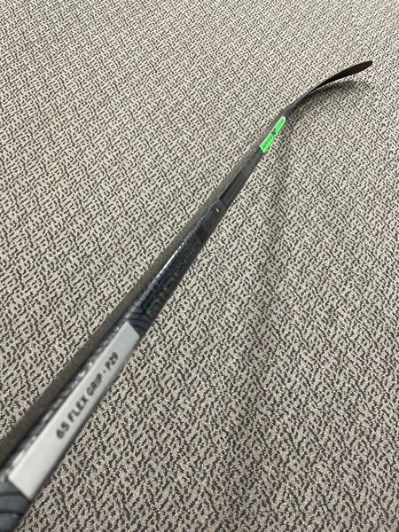 CCM Trigger 6 Pro 65 flex P29 curve left hand stick