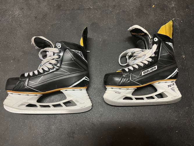 Bauer Supreme S160 Hockey Skates