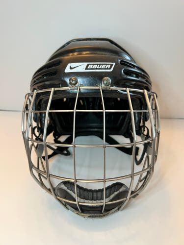 Nike Bauer hockey helmet Adult Medium