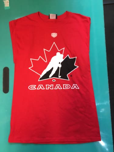 New Small Red Team Canada Shirt