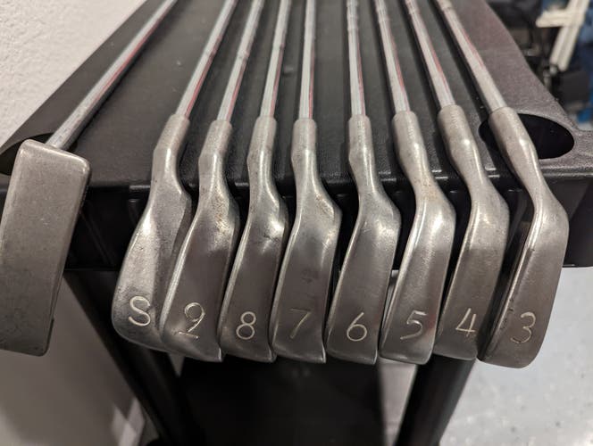 MENS Used Ping Right Handed Eye 2   Iron Set 8 Pieces  Orange Dot