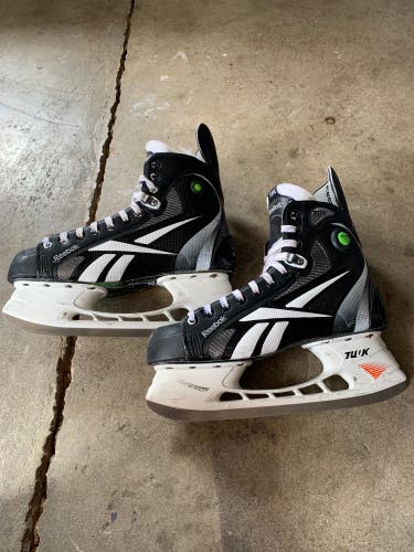 Used Reebok Regular Width Size 10.5 11K Hockey Skates