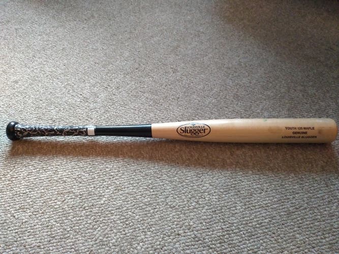 Used Louisville Slugger Wood Genuine Maple Bat 30"