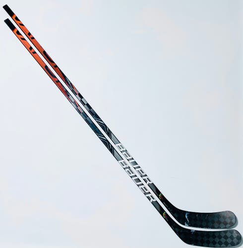 2 Pack Bauer Vapor Flylite Hockey Sticks-LH-82 Flex-P92M-Stick' Em Grip W/ Spiral Grip