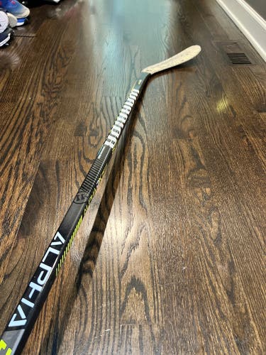 Used Right Handed P28 Flex 65 Alpha DX Pro Hockey Stick