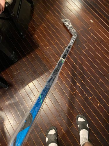 Intermediate Left Hand P92 Nexus Geo Hockey Stick