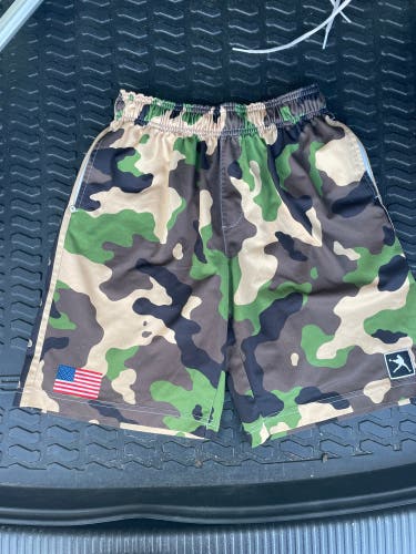 Lacrosse unlimited Shorts Youth XL