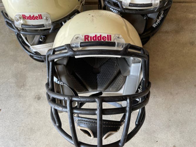 7 Riddell Helmets - Medium