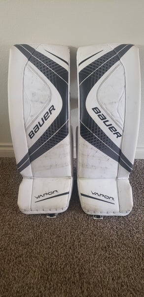 Used 32" Bauer Vapor X900 Goalie Leg Pads Intermediate Large