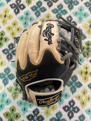 Rawlings Heart of the Hide 11.75” Baseball glove VERY RARE