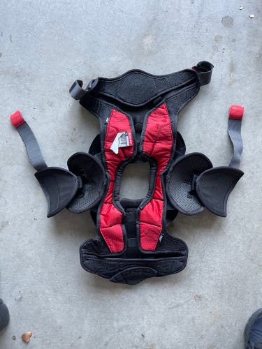 CCM JETSPEED FT1 HOCKEY SHOULDER PADS - JUNIOR