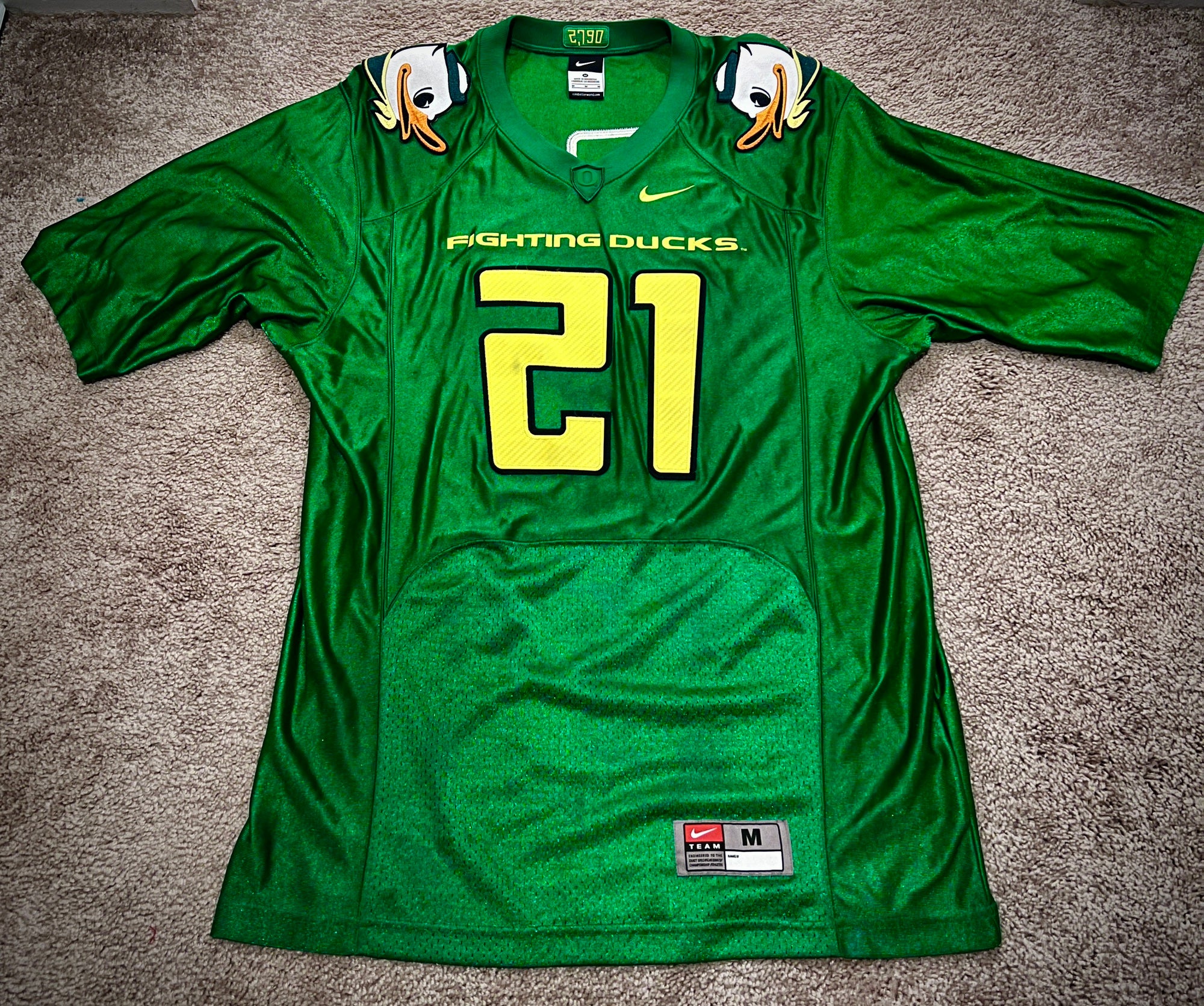 Why Oregon can have 'Fighting Ducks' on basketball jerseys, while